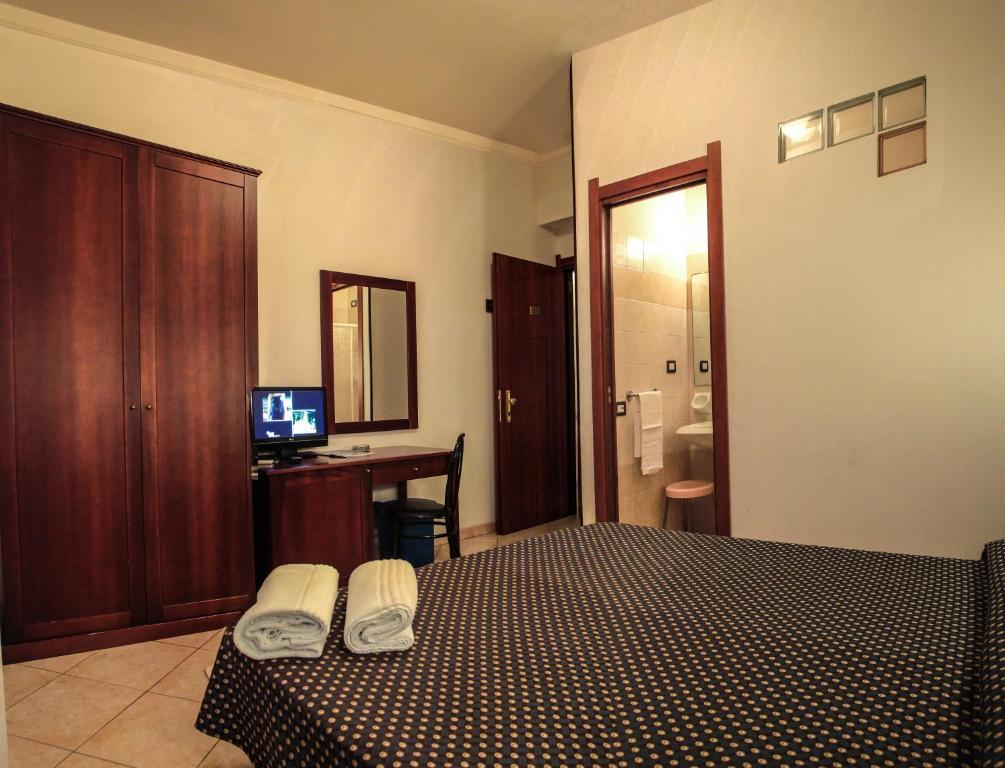 Hotel La Terrazza Cagliari Room photo