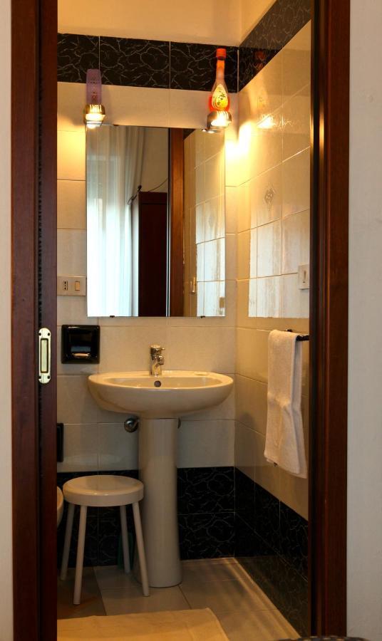 Hotel La Terrazza Cagliari Room photo